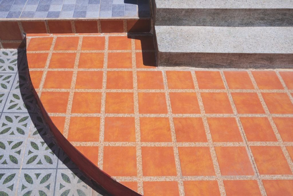 Huile de lin appliqué sur le tomette