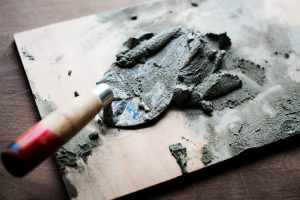 Dans quels cas peut-on utiliser du ciment pur sans mélange de sable ?