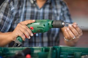 Comment débloquer un mandrin de perceuse Bosch coincé sans l&rsquo;endommager ?